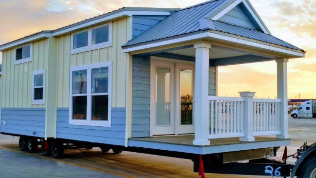 Your Beach Home Is Your Castle With the Tiny King’s Cottage