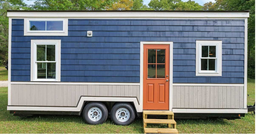 Tour this beautiful 2-bedroom tiny house on wheels with us