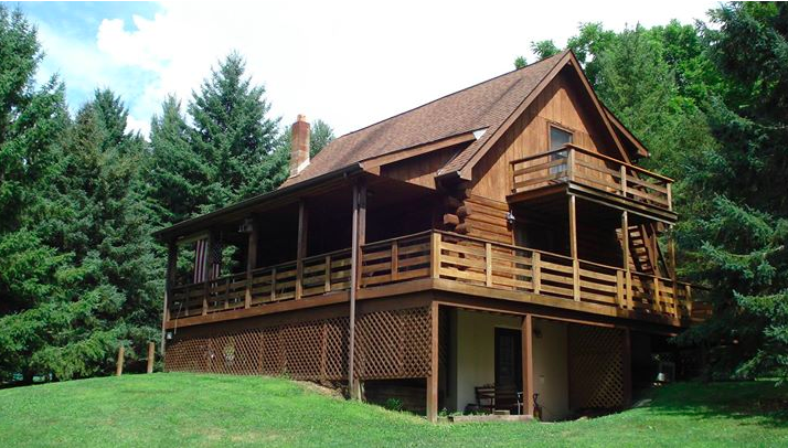 Log home on 3.25 acres w/ 24′ x 30′ metal garage/workshop in Western PA, Washington County. $349,000