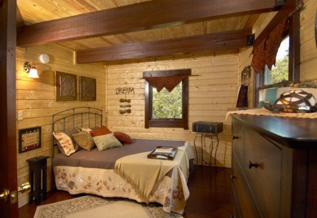 Mountain king cabin bedroom